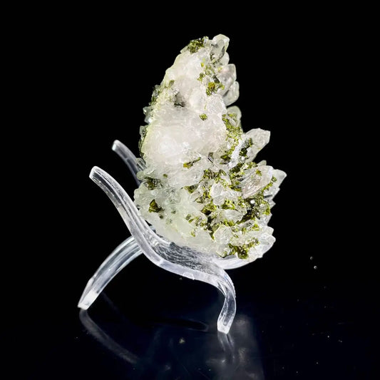 Natural Epidote with quartz from Sichuan, China | 150 g | 4*6*5 cm
