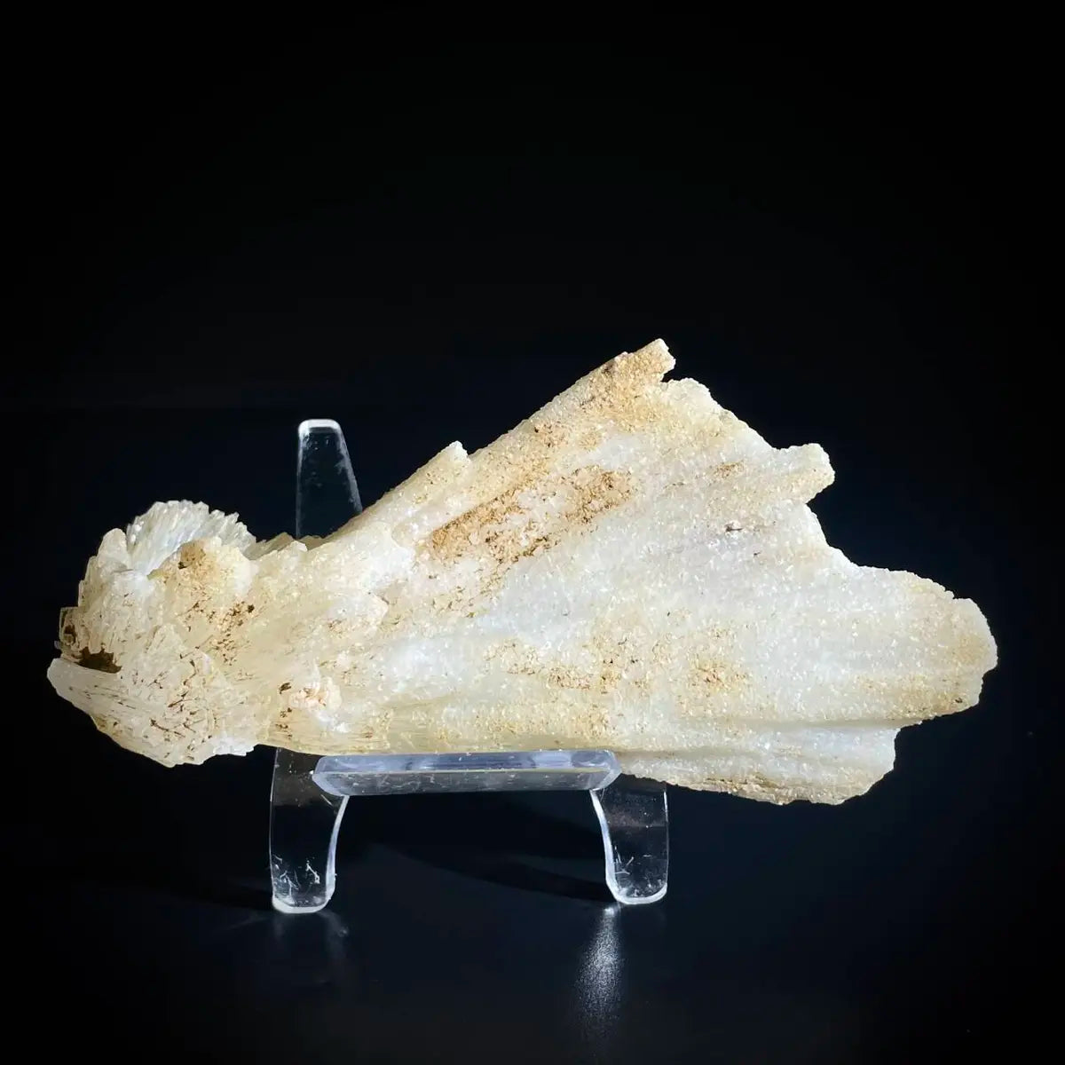 Guizhou White Aragonite /White Veined Natura l Stone Specimen |14×7×8cm|160g