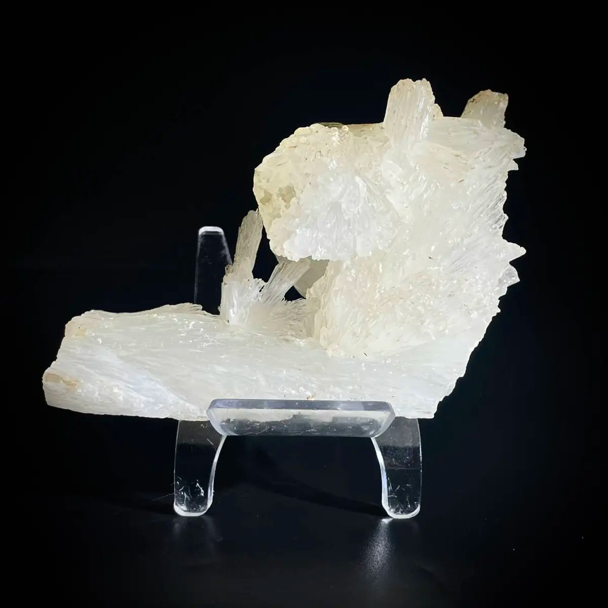 Guizhou White Aragonite/White Veined Natura l Stone Specimen |14×7×4 cm|270g