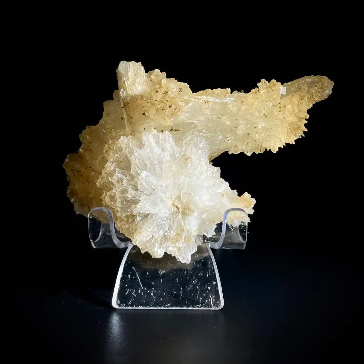 Guizhou White Aragonite/White Veined Natura l Stone Specimen |11.5×8×5 cm|290g