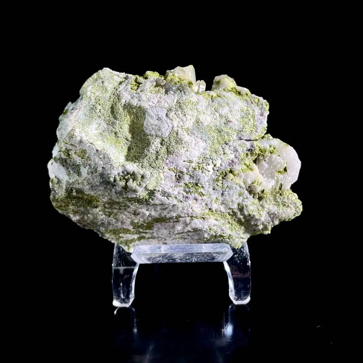 Natural Epidote with quartz from Sichuan, China | 140 g | 7*5*3 cm