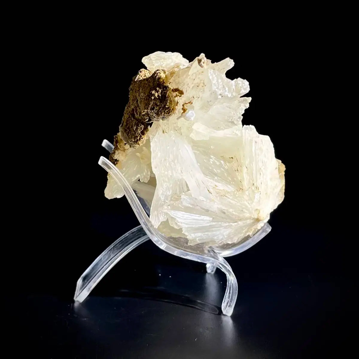 Guizhou White Aragonite/White Veined Natura l Stone Specimen |14×8×7 cm|340g