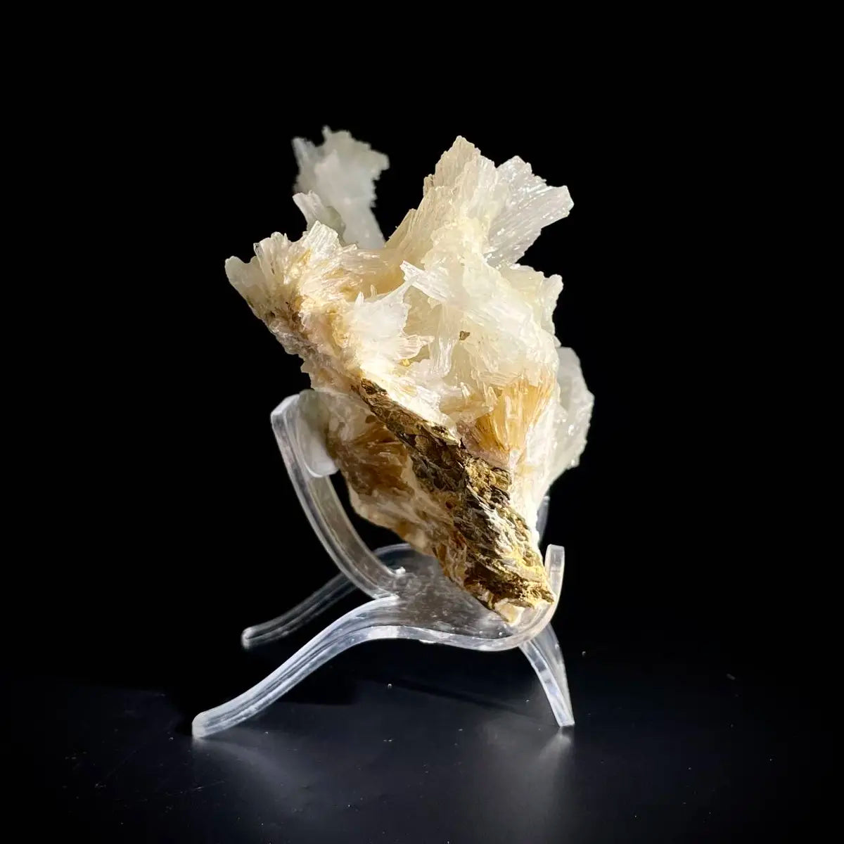 Guizhou White Aragonite/White Veined Natura l Stone Specimen |12×13×6 cm|410g