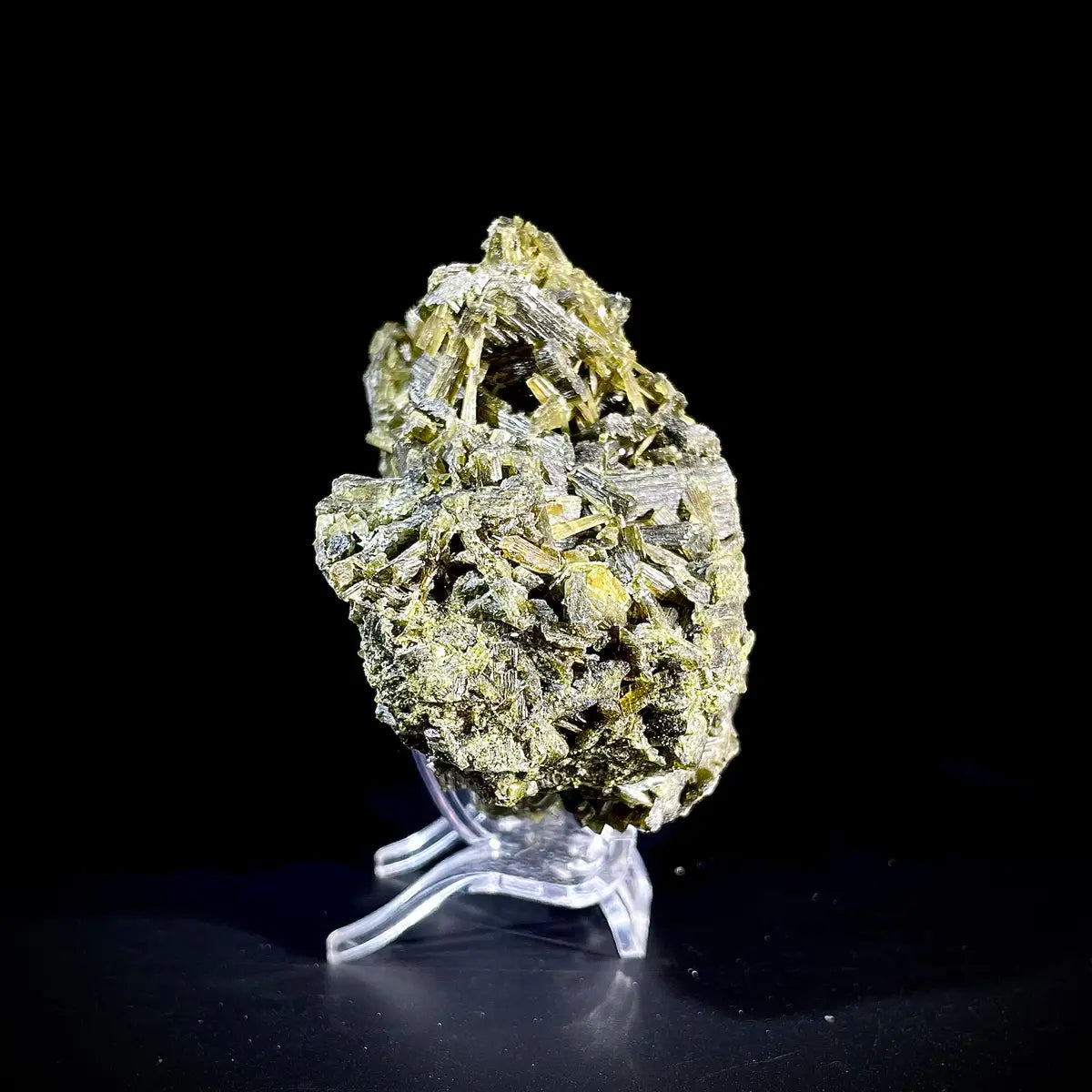 Natural Green Epidote& Tourmaline Specimen | Madagascar | 190 g | 7.5*7*5 cm