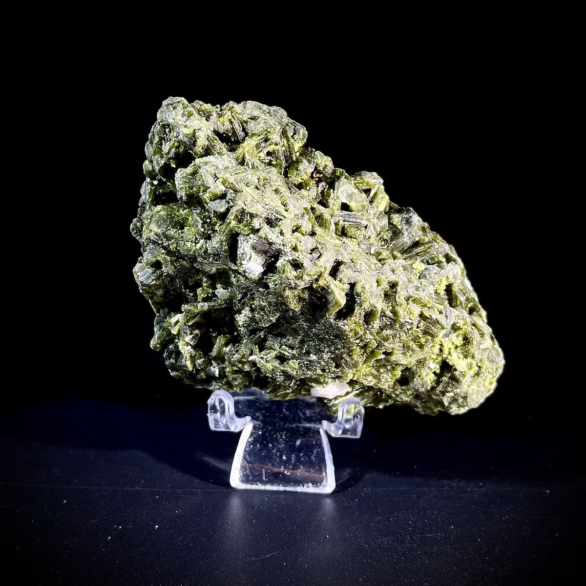 Natural Green Epidote& Tourmaline Specimen | Madagascar | 190 g | 8*4.5*4.5 cm