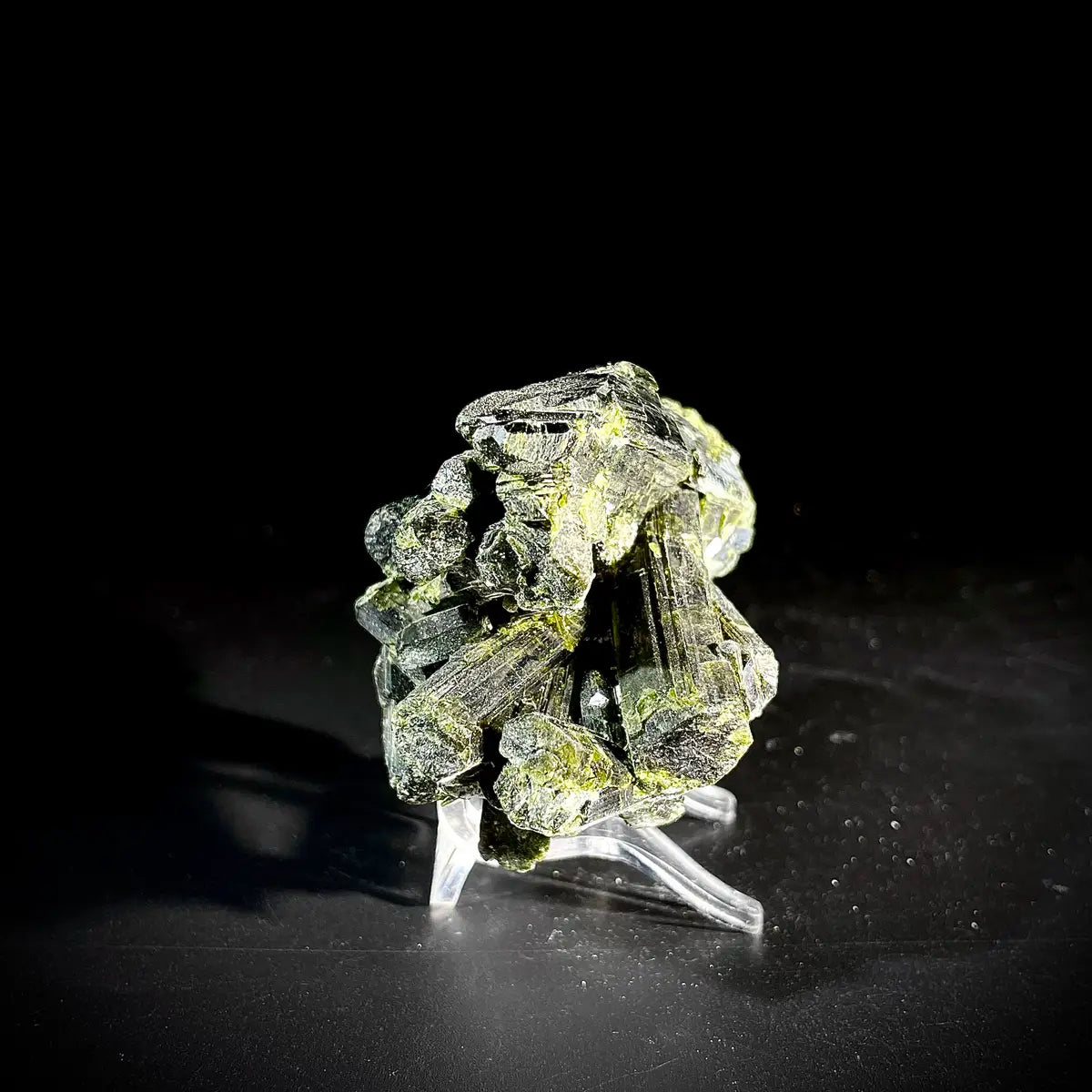 Natural Green Tourmaline Specimen | Madagascar | 140 g | 6*4*4 cm