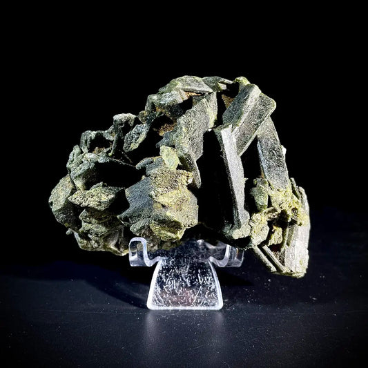 Natural Green Tourmaline Specimen | Madagascar | 360 g | 10*7*3 cm